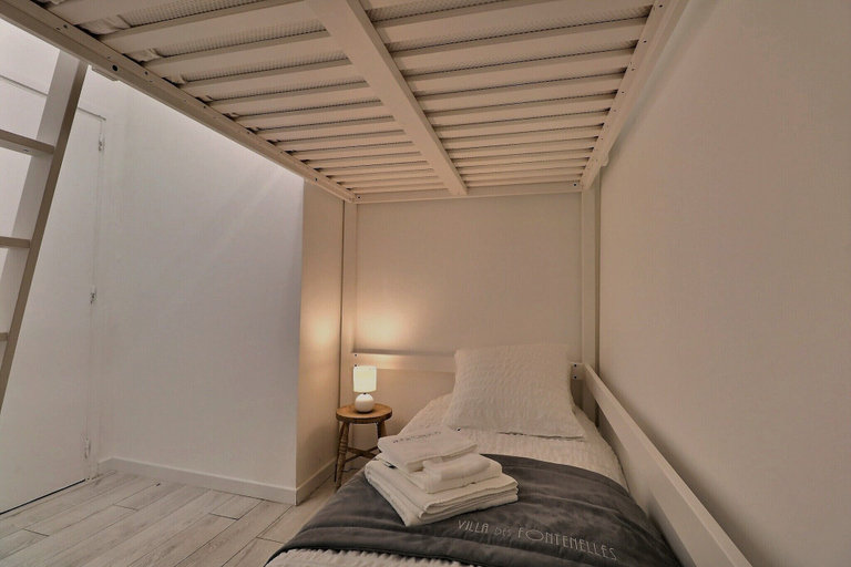 Bedroom 2, Villa des Fontenelles, Var