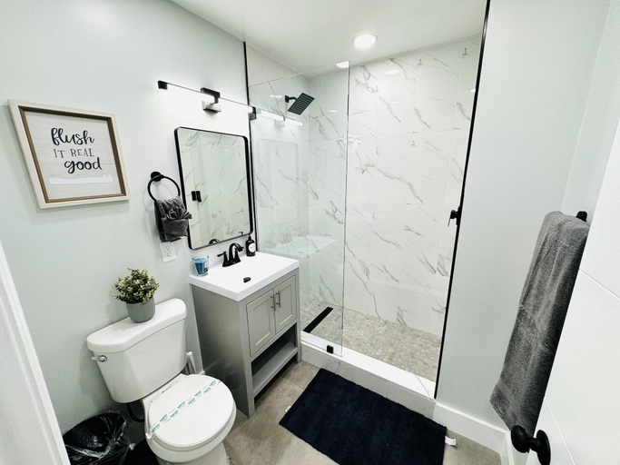 Bathroom 3, Progresso Apartments & Homes by Lowkl, Broward