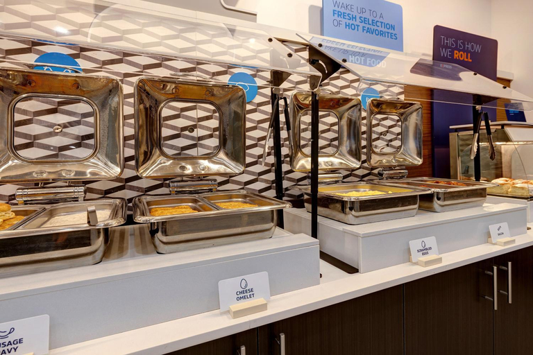 Food & Drinks 5, Holiday Inn Express And Suites Brighton By IHG, Livingston