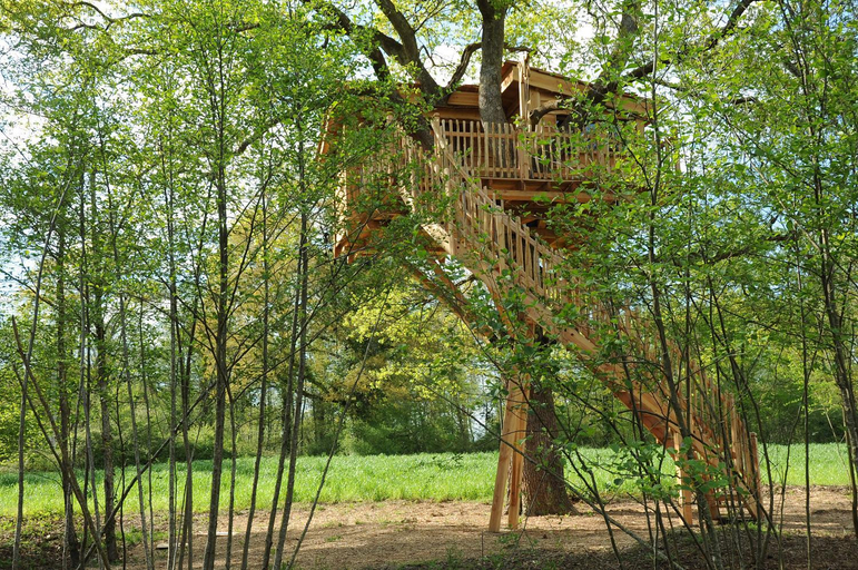 Others 4, La Cabane du Vieux Chene, Pyrénées-Atlantiques