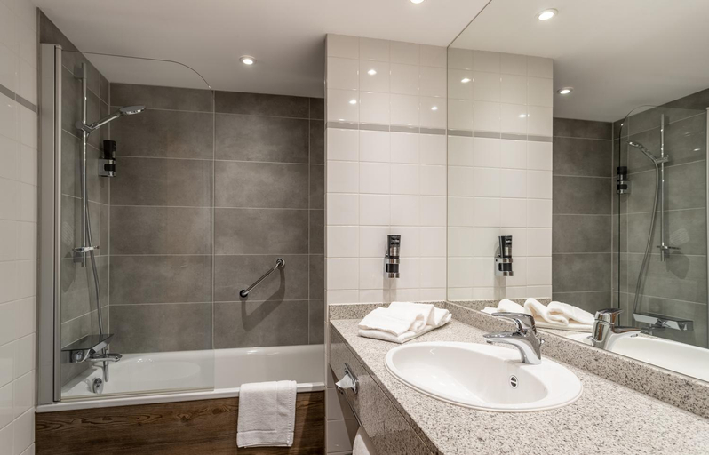 Bathroom 3, mightyTwice Hotel Dresden, Dresden