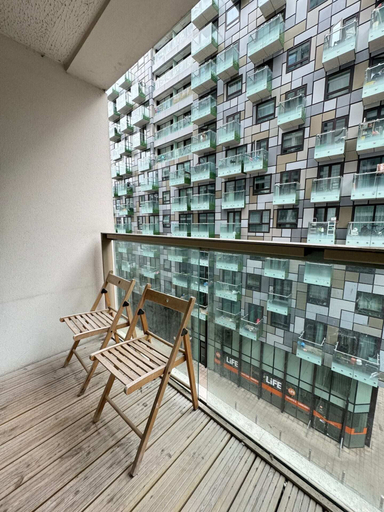 Others 5, Contemporary 2BD Flat W/balcony Canary Wharf!, London