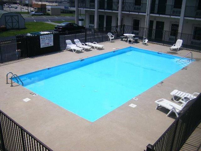 Others 4, Travelers Inn Elizabethton, Carter