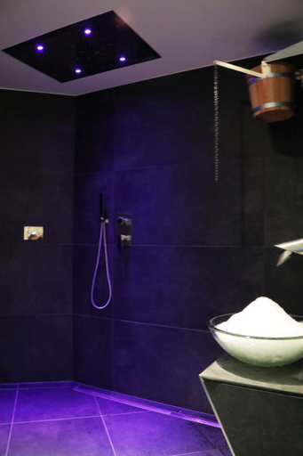 Bathroom 4, B&B For 2-Wellness For 2, West-Vlaanderen