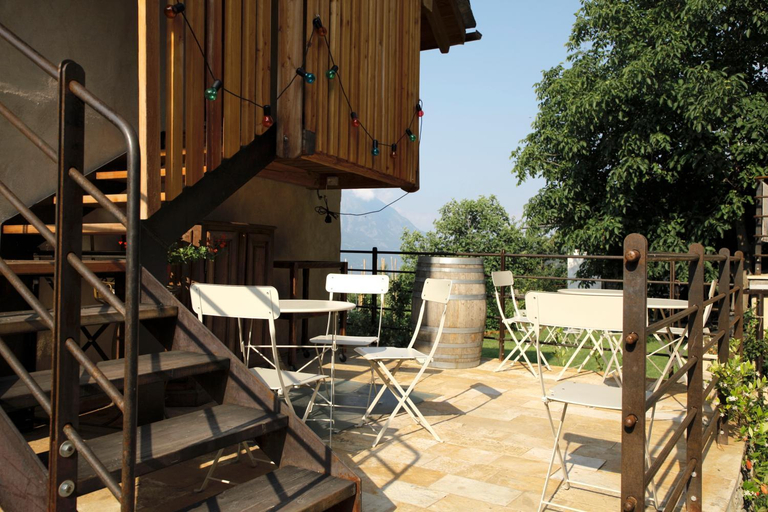 Others 3, La casa di paglia B&B, Aosta