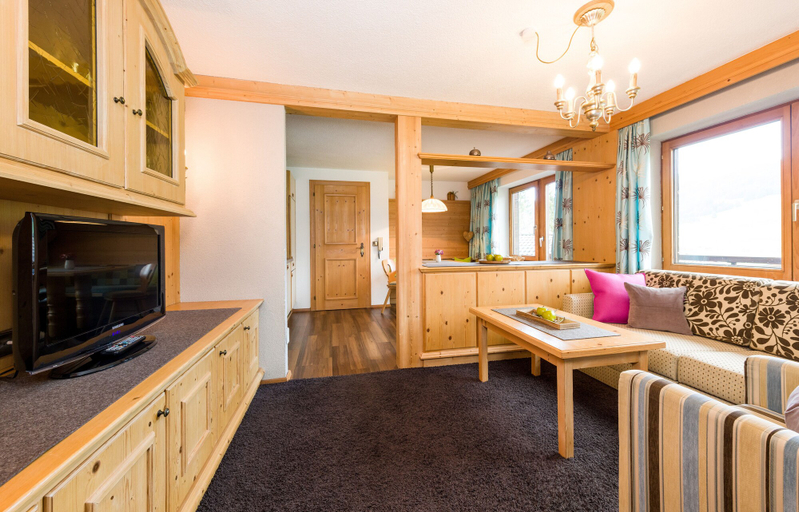 Others 5, Apartments Tannheim, Reutte