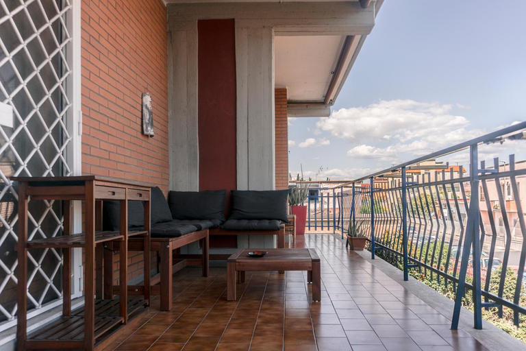 Others 3, Brand new furniture, minimalist design, Roma