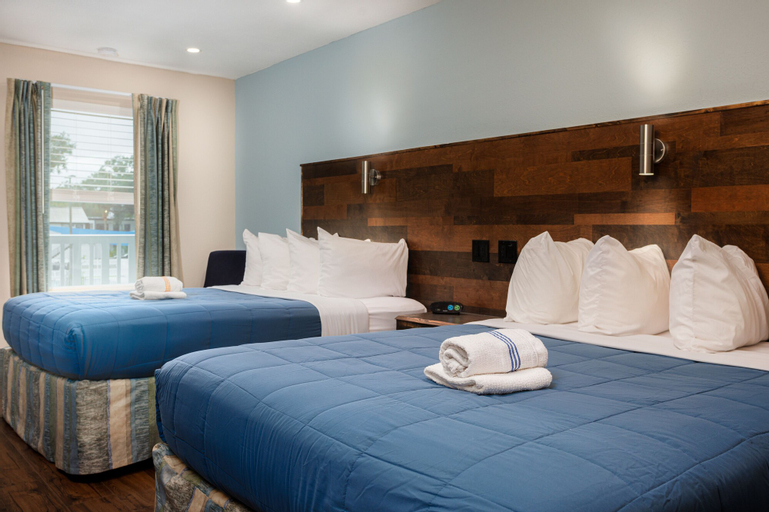 Bedroom 12