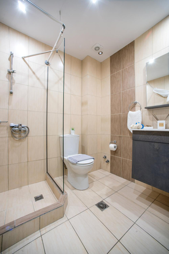 Bathroom 2, Palotel Gouvia Hotel, Ionian Islands