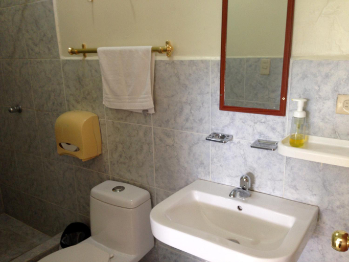Bathroom 3, Hotel MundialCity, Guayaquil