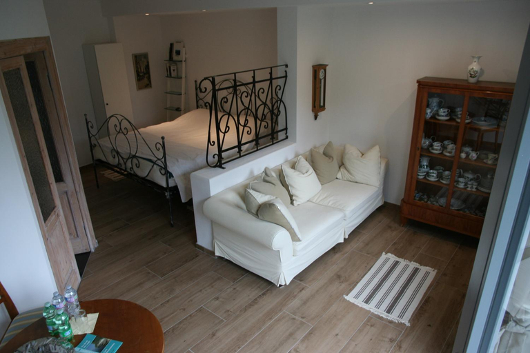 Others 5, La Baita Dinner & Bed, Varese