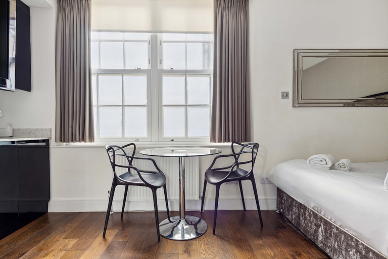 Bedroom 2, Golden Square Soho, London