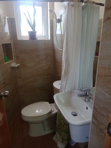 Bathroom 3, Bucana, Guinsiliban
