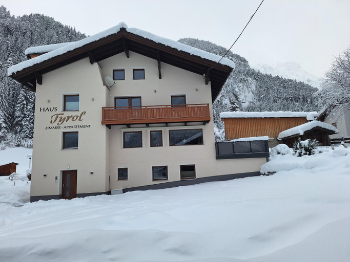 Others 4, Appartements Tyrol, Landeck