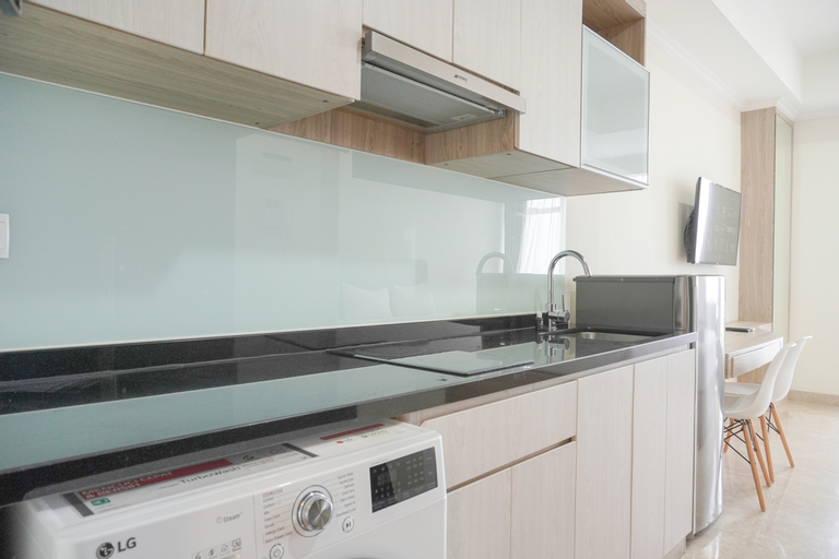 Others 5, Strategic and Comfy Studio Menteng Park Apartment By Travelio, Central Jakarta