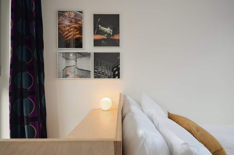 Bedroom 2, La Loge, Jongno