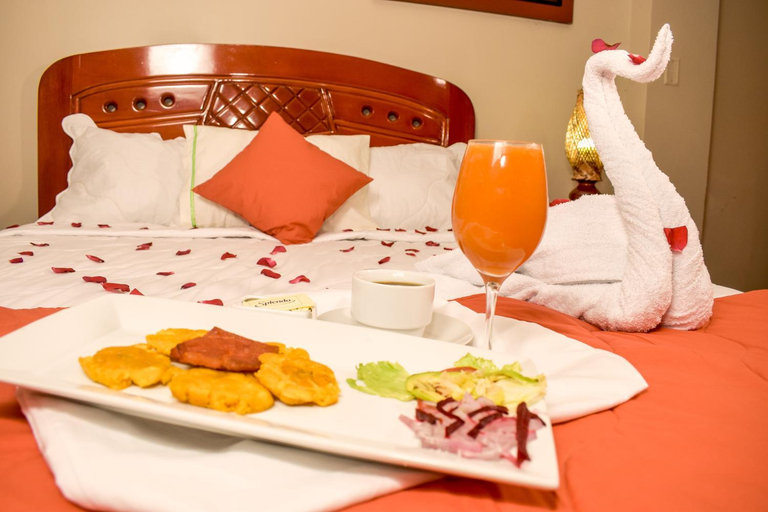 Food and beverages, Hotel Ventura Isabel, Maynas
