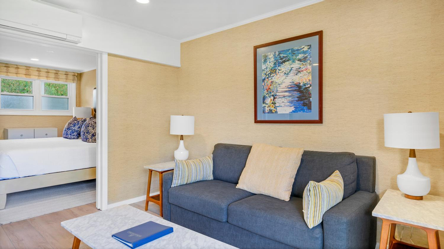 Bedroom 16