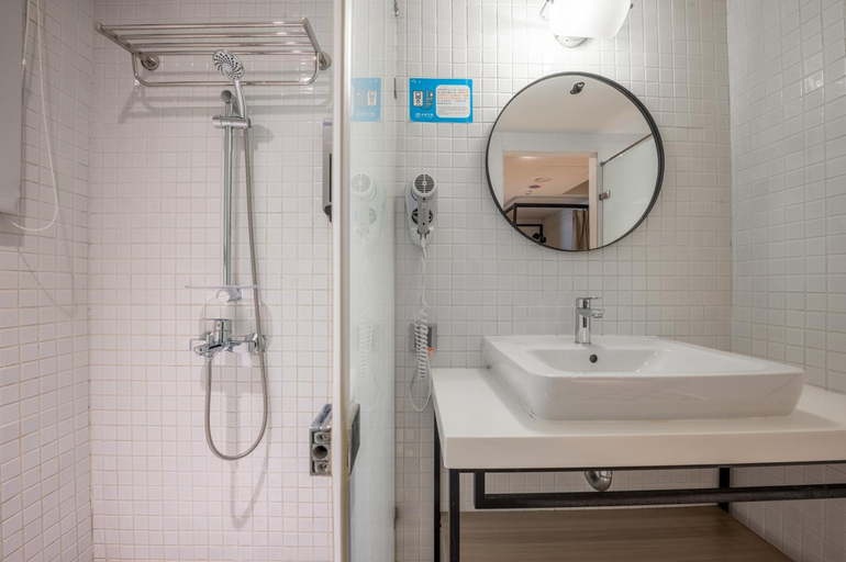 Bathroom 4, Light Hostel - Tainan, Tainan