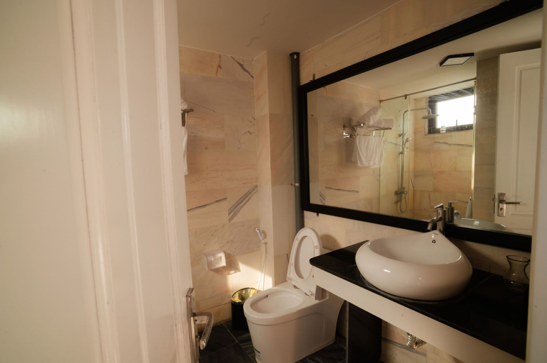 Bathroom 4, Citrus Village Villa, Da Nang