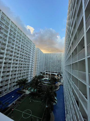 Others 5, Shore Residences Stays by PBYY, Pasay City