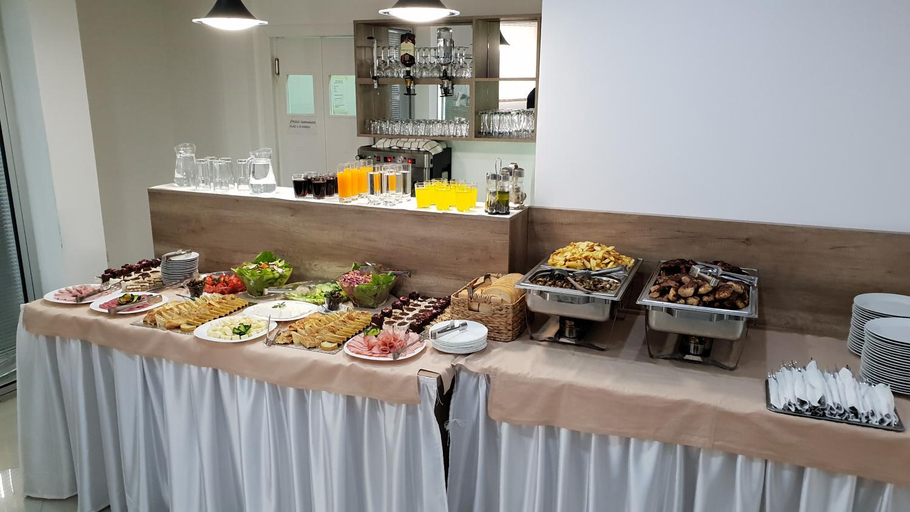 Food & Drinks, SAPA Studios & Apartments, Niš