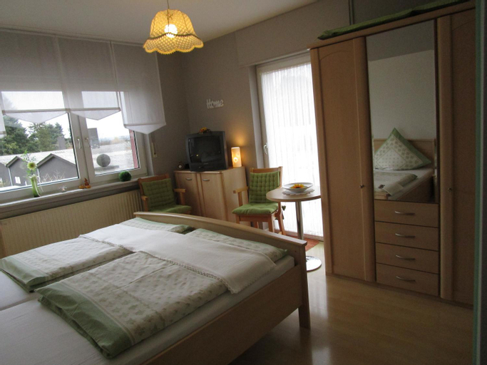 Bedroom 14