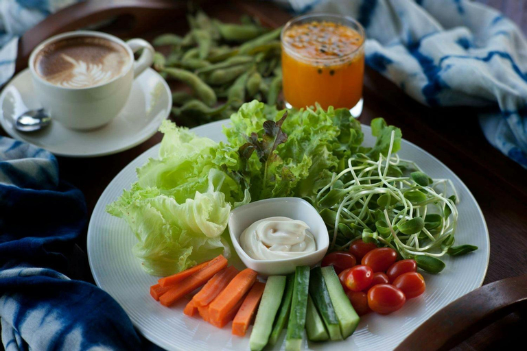 Food & Drinks