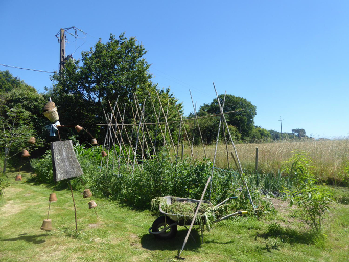 Others 5, Kerverh, Morbihan