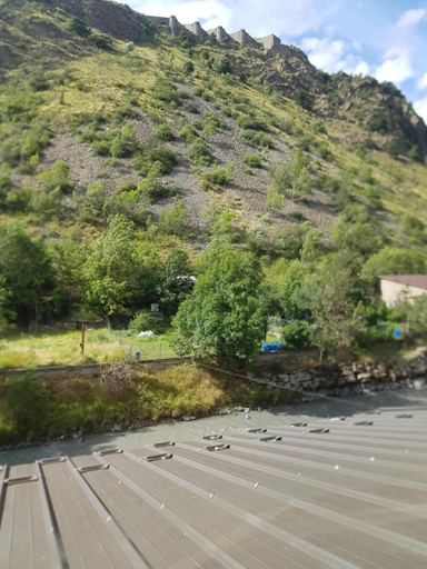 Others 5, Hotel de la Gare, Savoie
