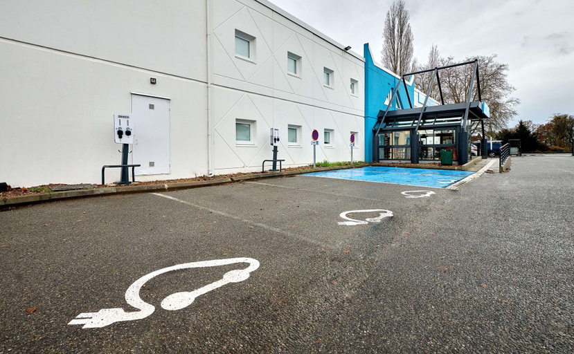 Exterior & Views 2, Kyriad ECO - Moulins Sud Yzeure, Allier