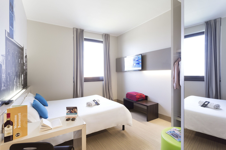 Bedroom 17