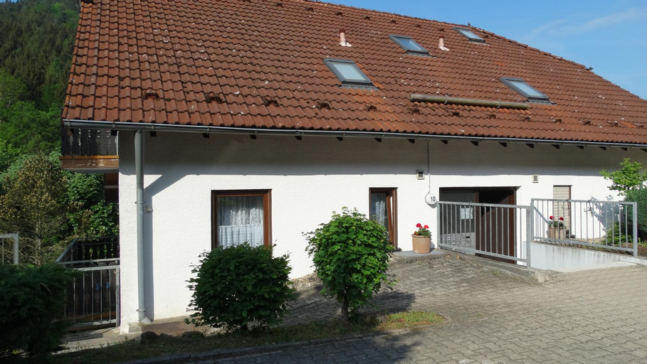 Alb-Rosa, Calw