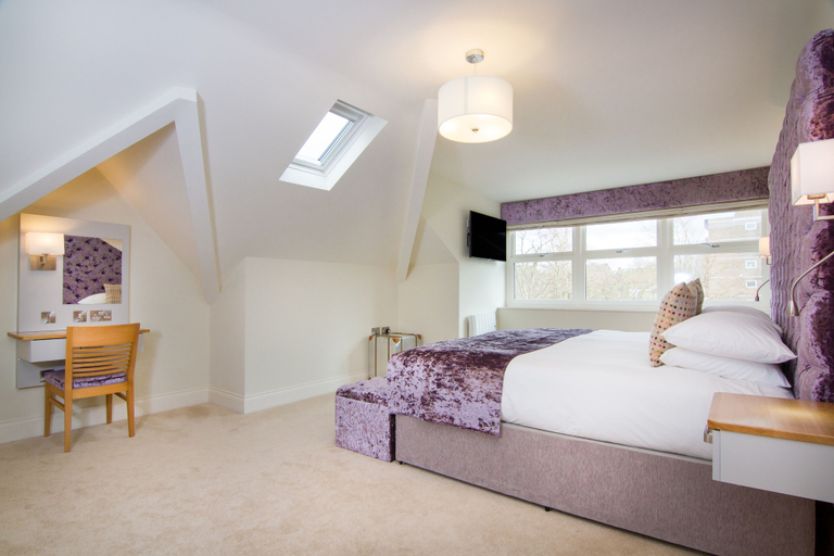 Bedroom 2, White Hart Hotel & Apartments, North Yorkshire