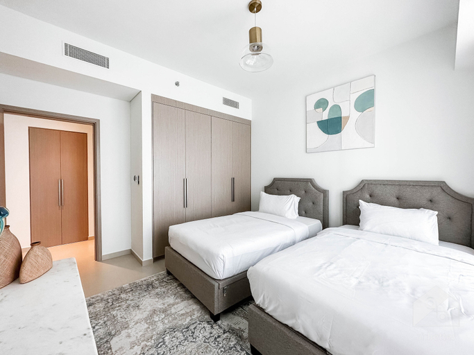 Bedroom 3, Luxurious 2B with Breathtaking Views Downtown, Dubai