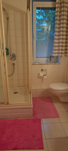 Bathroom 2, Sveciu namai Audra, Palangos