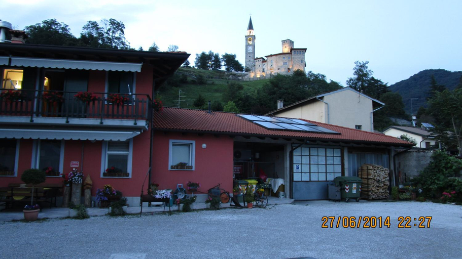 Others 4, Al Castello, Udine