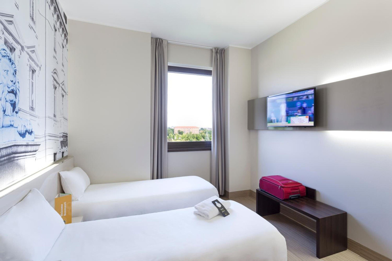 Bedroom 28