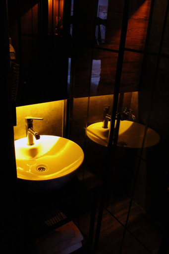 Bathroom 4, Istanbul Fair Hotel, Bakırköy