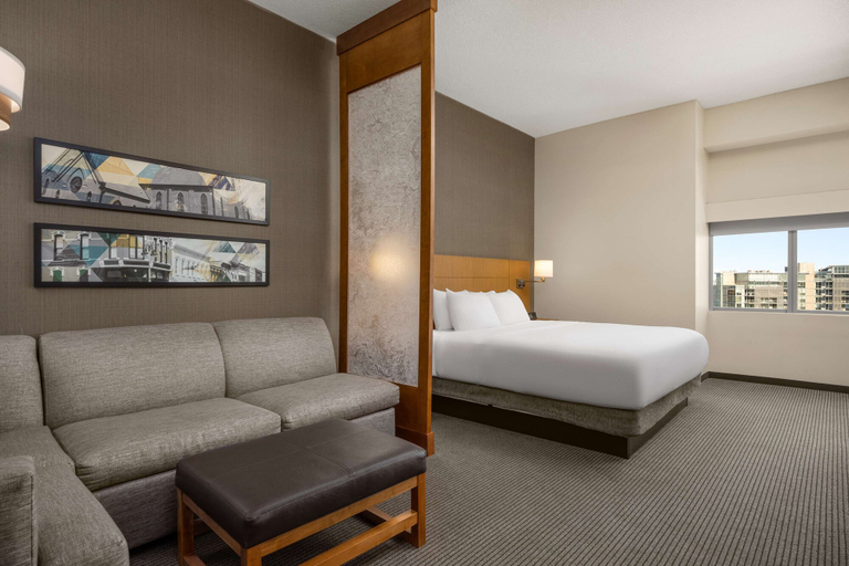 Bedroom 3, Hyatt Place Iowa City Downtown, Johnson