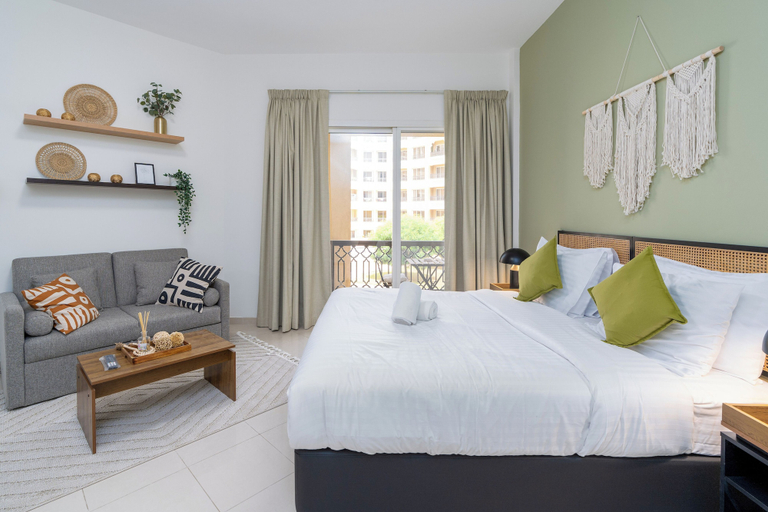 Room 2, Amazing Stay With Beach Access & Balcony -rak, Ras Al Khaimah