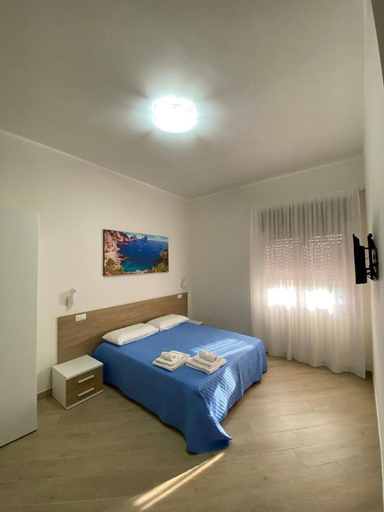 Bedroom 5, B&B DonnaRooms Pompeii, Napoli