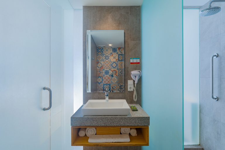 Bathroom 30