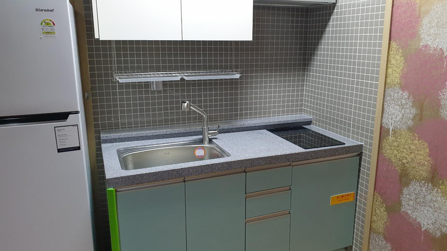 Others 4, Travel Sketch Pension, Geoje