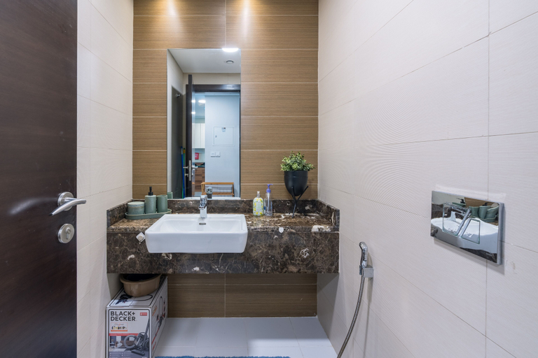 Bathroom 5, Stunning 1B Apartment With Balcony in Dubai Marina, Dubai