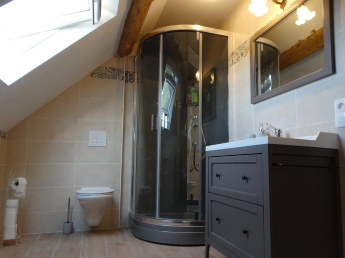 Bathroom, B&B Le Corbier, Cher