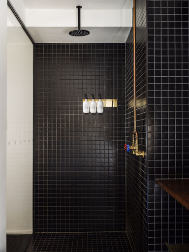 Bathroom 3, Pumphouse Point, Central Highlands