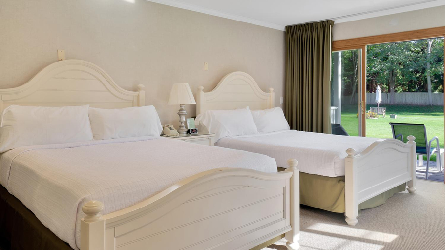 Bedroom 3, East Hampton House Resort, Suffolk