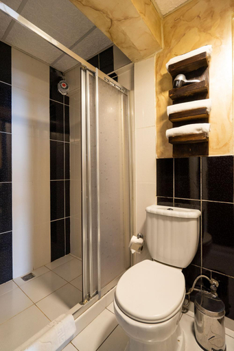 Bathroom 3, Pi Home & Apartments, Fatih