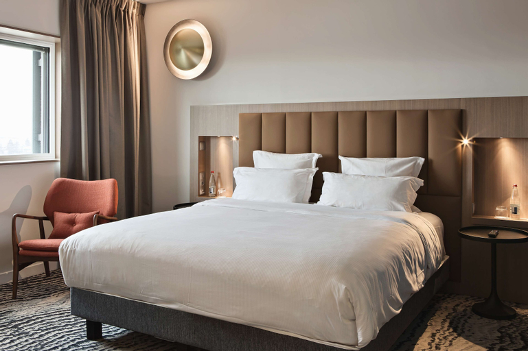 Bedroom 3, DoubleTree by Hilton Lyon Eurexpo & Spa, Rhône